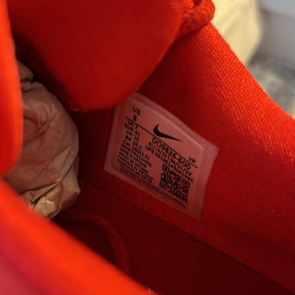 Nike Basketball Shoes — KGTB 15s - Picture 5 of 6